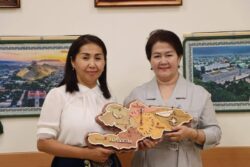 ОшМУда кыргыз тилин  үйрөтүүчү курс ачылды