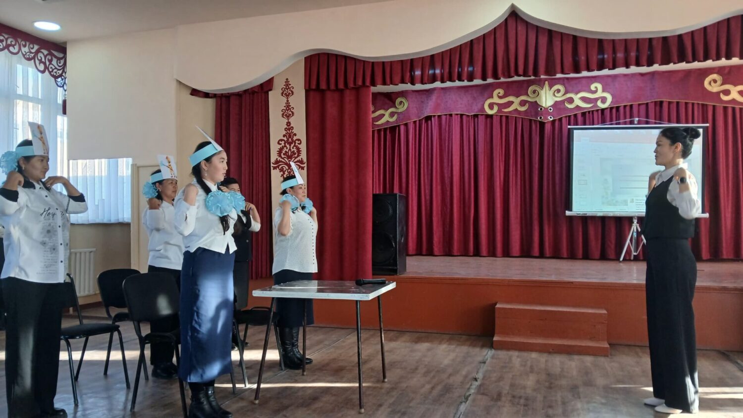ОШ БИЛИМ БЕРҮҮ ИНСТИТУТУНДА “МЫКТЫ САБАК” СЫНАГЫ ӨТКӨРҮЛДҮ