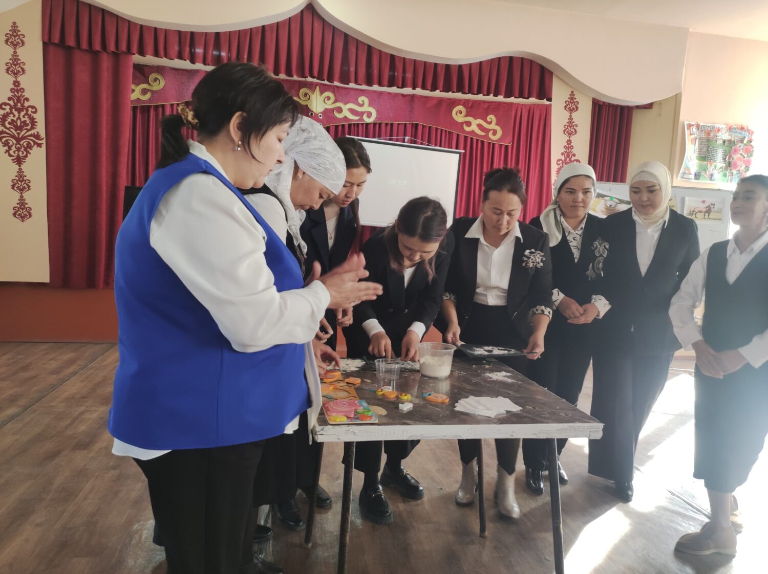 ОШ БИЛИМ БЕРҮҮ ИНСТИТУТУНДА “МЫКТЫ САБАК” СЫНАГЫ ӨТКӨРҮЛДҮ