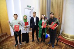 ОшМУда мугалимдер жана илим күнү белгиленди