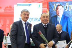 ОшМУда мугалимдер жана илим күнү белгиленди