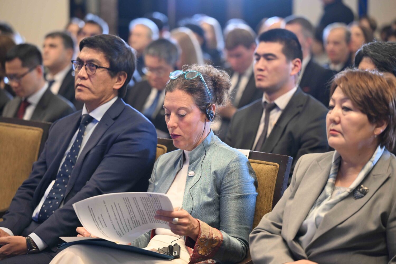 ДОГДУРКҮЛ КЕНДИРБАЕВА: “АЛТЫН КАЗЫК” – ЗАМАНБАП БИЛИМГЕ БАГЫТТАЛГАН ДОЛБООР”