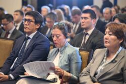 ДОГДУРКҮЛ КЕНДИРБАЕВА: “АЛТЫН КАЗЫК” – ЗАМАНБАП БИЛИМГЕ БАГЫТТАЛГАН ДОЛБООР”