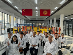 Окутуучулар роботехника боюнча билимин жогорулатты