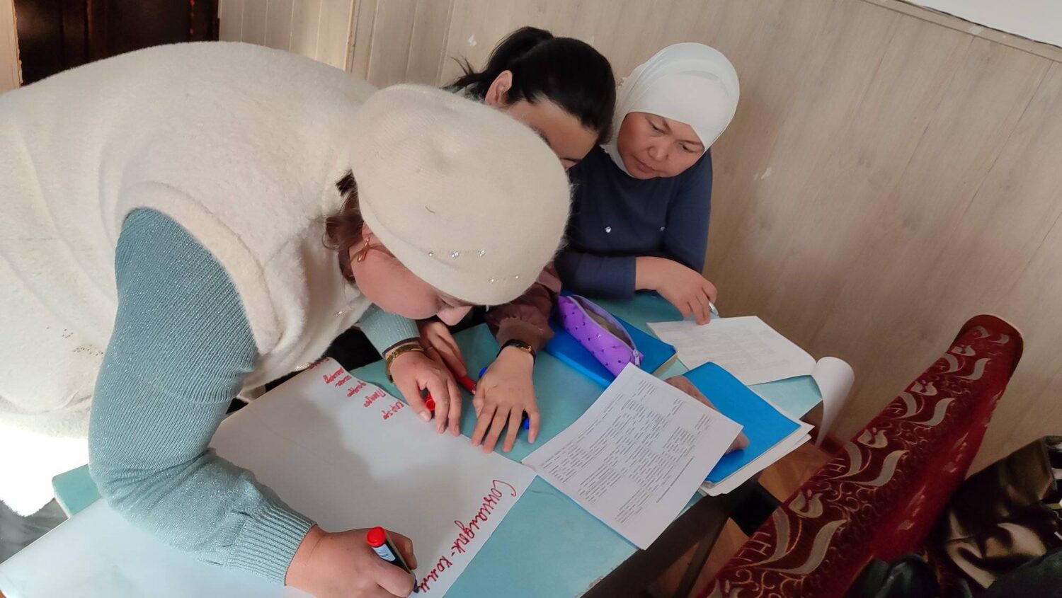 КЫРГЫЗ ТИЛИ САБАГЫНДА ФУНКЦИОНАЛДЫК САБАТТУУЛУК КОМПЕТЕНЦИЯЛАРЫН КАЛЫПТАНДЫРУУ ЖАНА БААЛОО