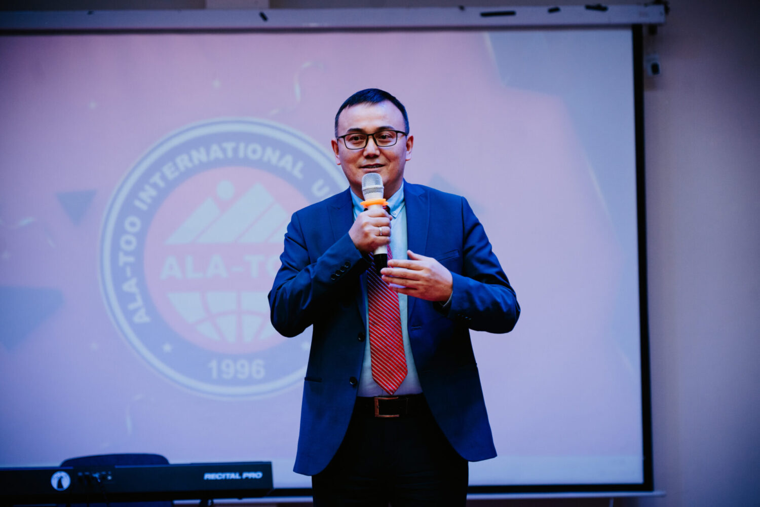 “Business Case — 2024” хакатону: ишкердикти өнүктүрүүгө кадам