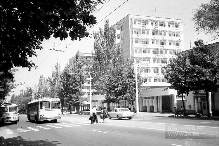 Юсуп Абдрахманов, районирование ККАО и Кыргызской АССР и почему Пишпек-Фрунзе, стал столицей Республики.