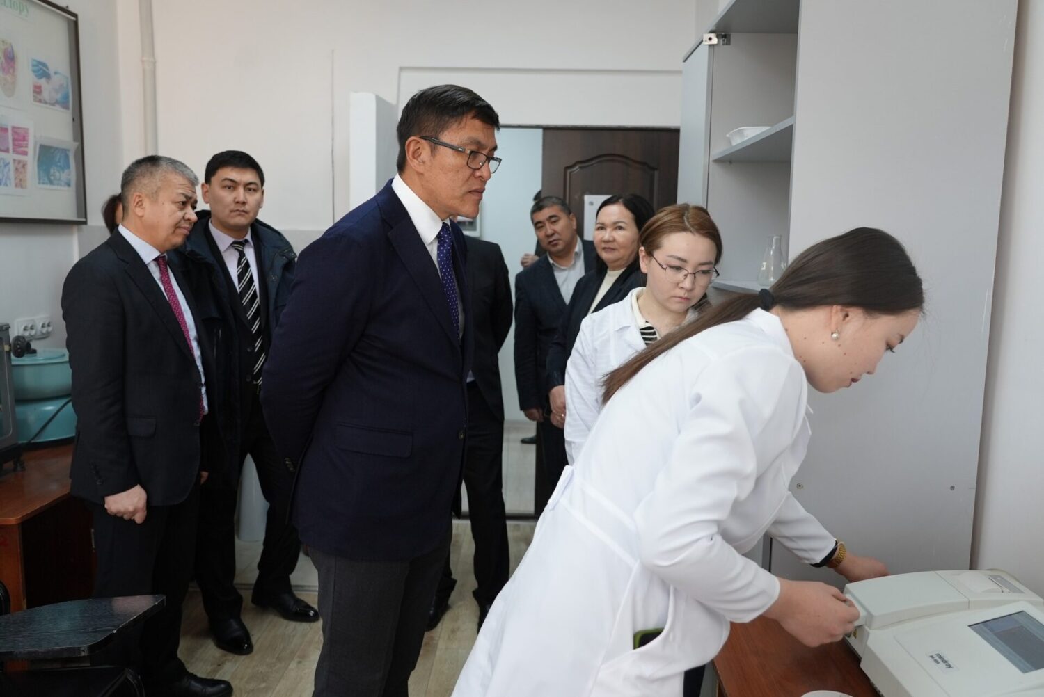 Министрлер Кабинетинин төрагасынын орун басары КМУда