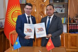 КӨЭУ Emirmed университети менен кызматташат