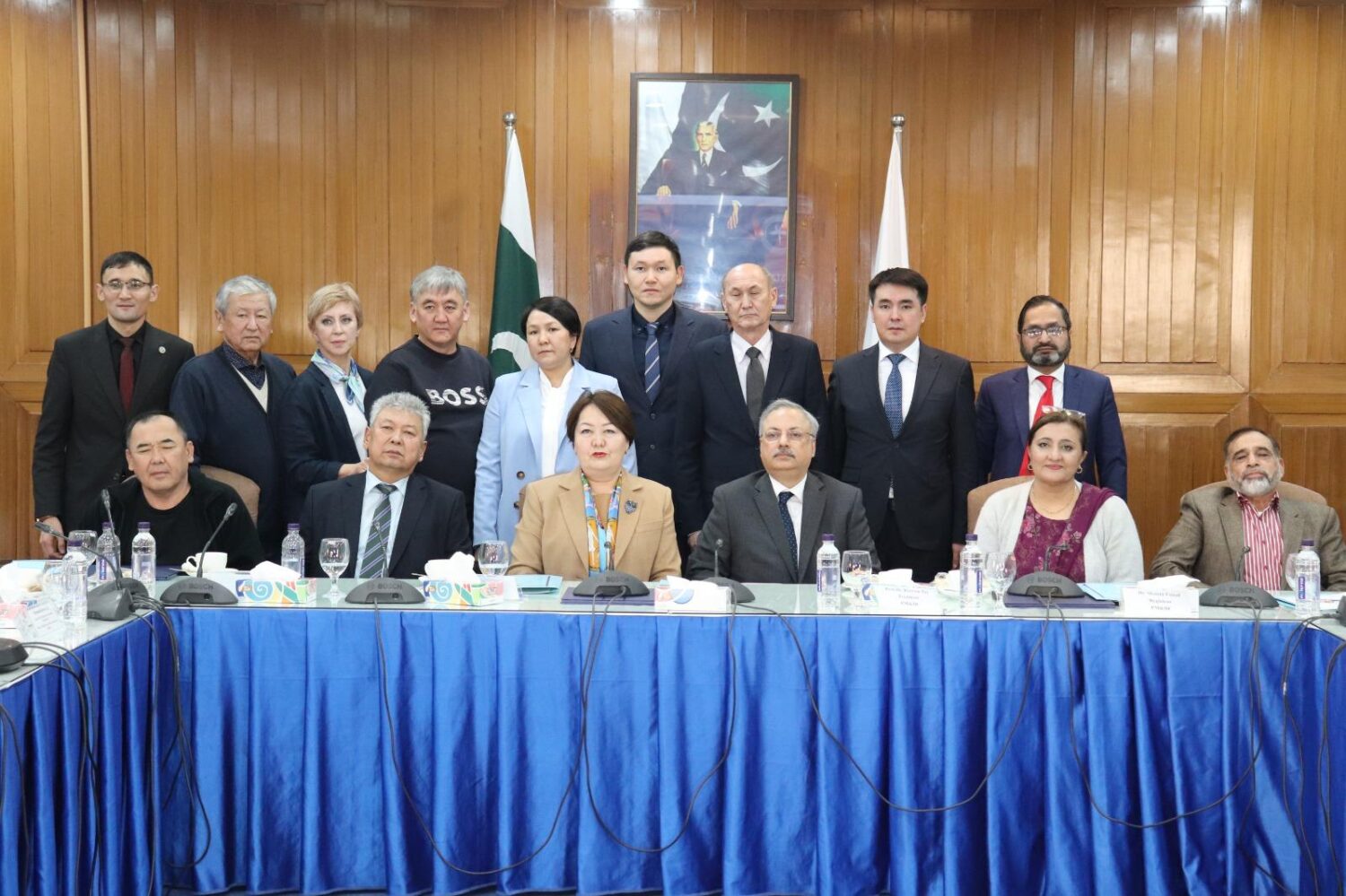 МИНИСТРДИН, МЕДИЦИНАЛЫК ЖОГОРКУ ОКУУ ЖАЙЛАРДЫН РЕКТОРЛОРУНУН ПАКИСТАНДАГЫ ИШ САПАРЫ