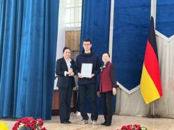 UNISTEM МЕКТЕБИНДЕ 97 ОКУУЧУ КЫЗ ТАК ИЛИМДЕР ДҮЙНӨСҮ МЕНЕН ТААНЫШТЫ