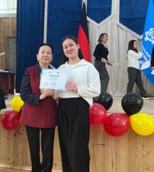 UNISTEM МЕКТЕБИНДЕ 97 ОКУУЧУ КЫЗ ТАК ИЛИМДЕР ДҮЙНӨСҮ МЕНЕН ТААНЫШТЫ