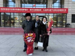 САДЫР ЖАПАРОВ: “ЭСТЕЛИКТИН АЧЫЛЫШЫ КЫРГЫЗСТАН МЕНЕН КЫТАЙДЫН ОРТОСУНДАГЫ КЫЗМАТТАШТЫКТЫ ЧЫҢДООНУН, ЭЛДЕРИБИЗДИН ДОСТУГУНУН БЕКЕМ СИМВОЛУ”