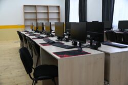 МАНАС АЙЫЛЫНДАГЫ МЕКТЕП-ЛИЦЕЙГЕ КОШУМЧА КОРПУС КУРУЛДУ