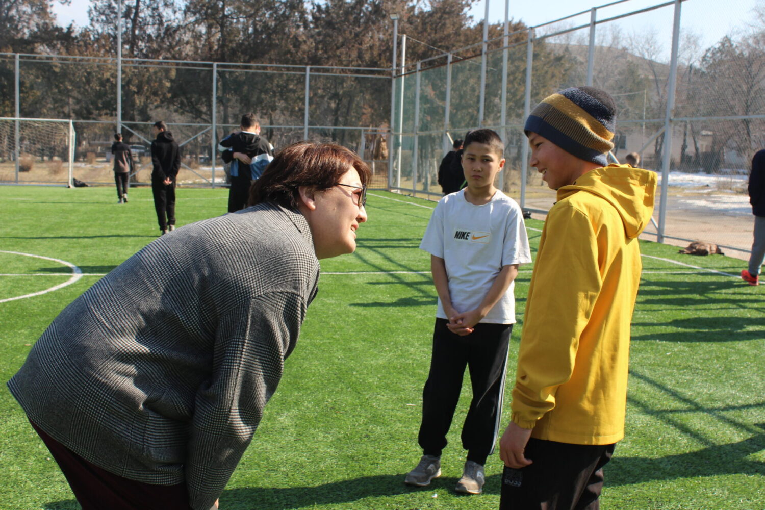 МИНИСТР ЧҮЙ ЖАТАК МЕКТЕБИНДЕ