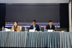 УЛУТТУК БИЛИМ БЕРҮҮ БҮТҮНДӨЙ ЖАҢЫЛАНУУ ЖОЛУНДА