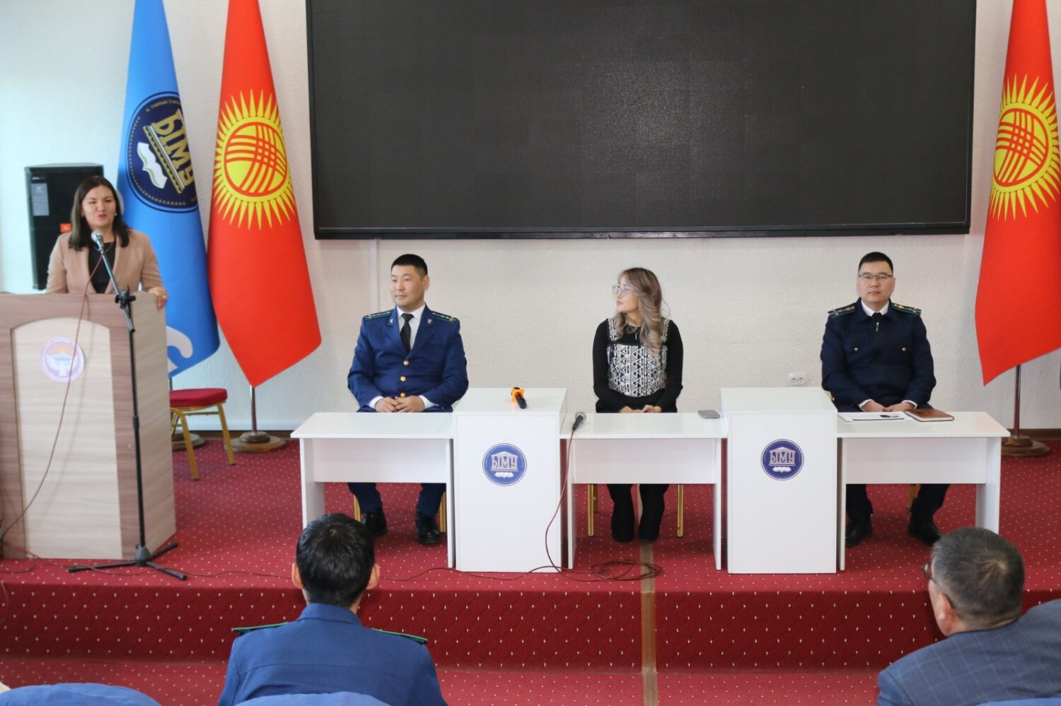 Сен китепти ачсаң, китеп сени ачат