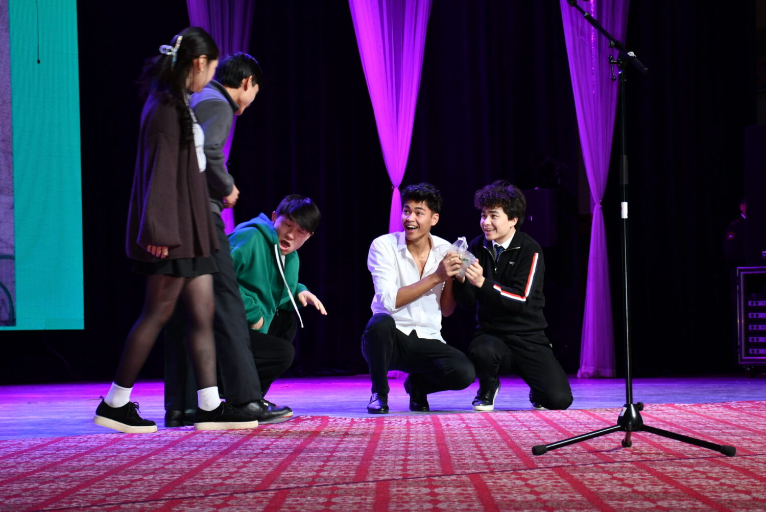 Бишкекте масштабдуу ЖАШТАР ФОРУМУ болуп өттү