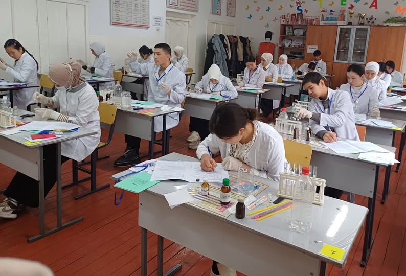 ОКУУЧУЛАРДЫН ОЛИМПИАДАСЫНЫН ОБЛУСТУК БАСКЫЧЫ ӨТӨТ