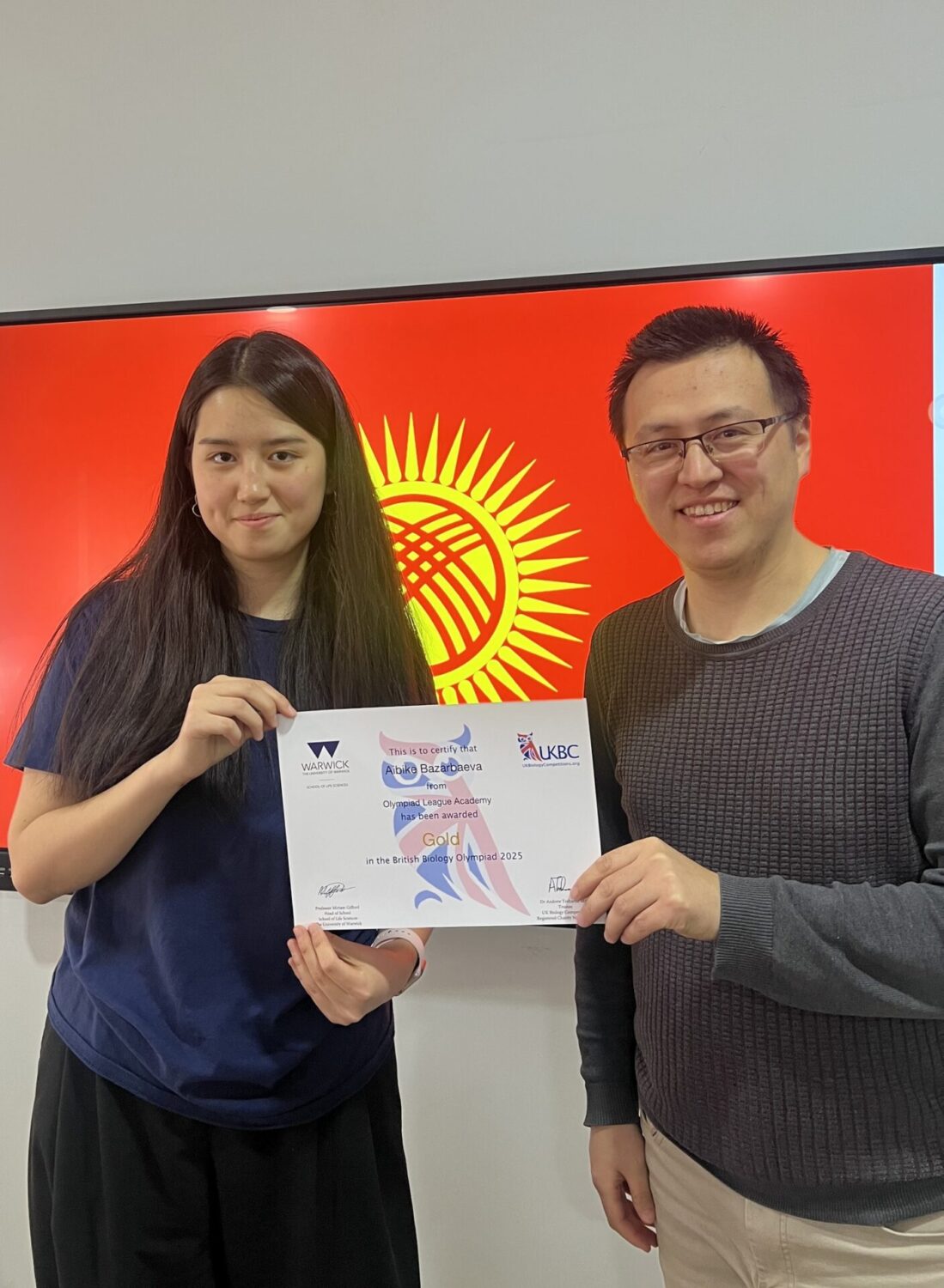 ОКУУЧУЛАР ОЛИМПИАДАДА 14 МЕДАЛь жеңип алышты