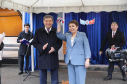 №33 МЕКТЕПКЕ КАСЫМ-ЖОМАРТ ТОКАЕВДЕН БЕЛЕК