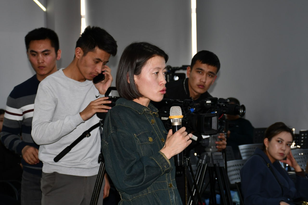 МАЗМУНДУК ӨЗГӨРҮҮ — АЗЫРКЫ МЕКТЕП РЕФОРМАСЫНЫН ТҮЙҮНДҮҮ МАСЕЛЕСИ