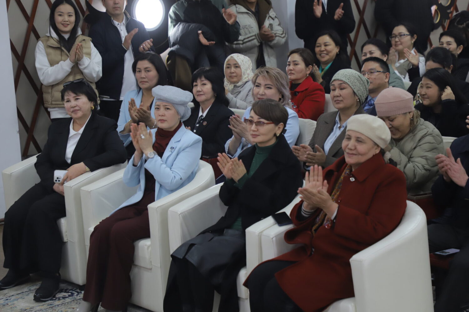 АЙЫМДАРГА СЫЙ-УРМАТ