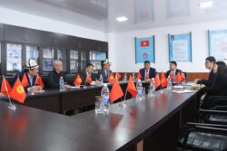 ОШТУ КЫТАЙ МЕНЕН БИРГЕЛИКТЕ ЛАБОРАТОРИЯ КУРАТ