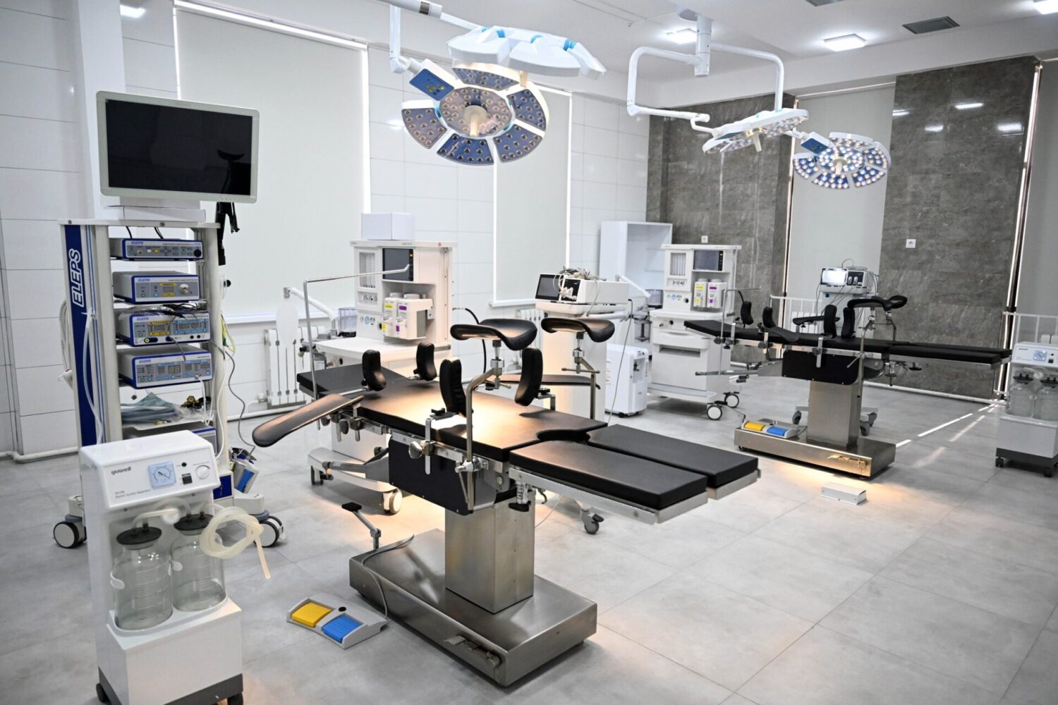 КММАнын окуу-дарылоо жана илимий комплекси ажонун катышуусунда ачылды