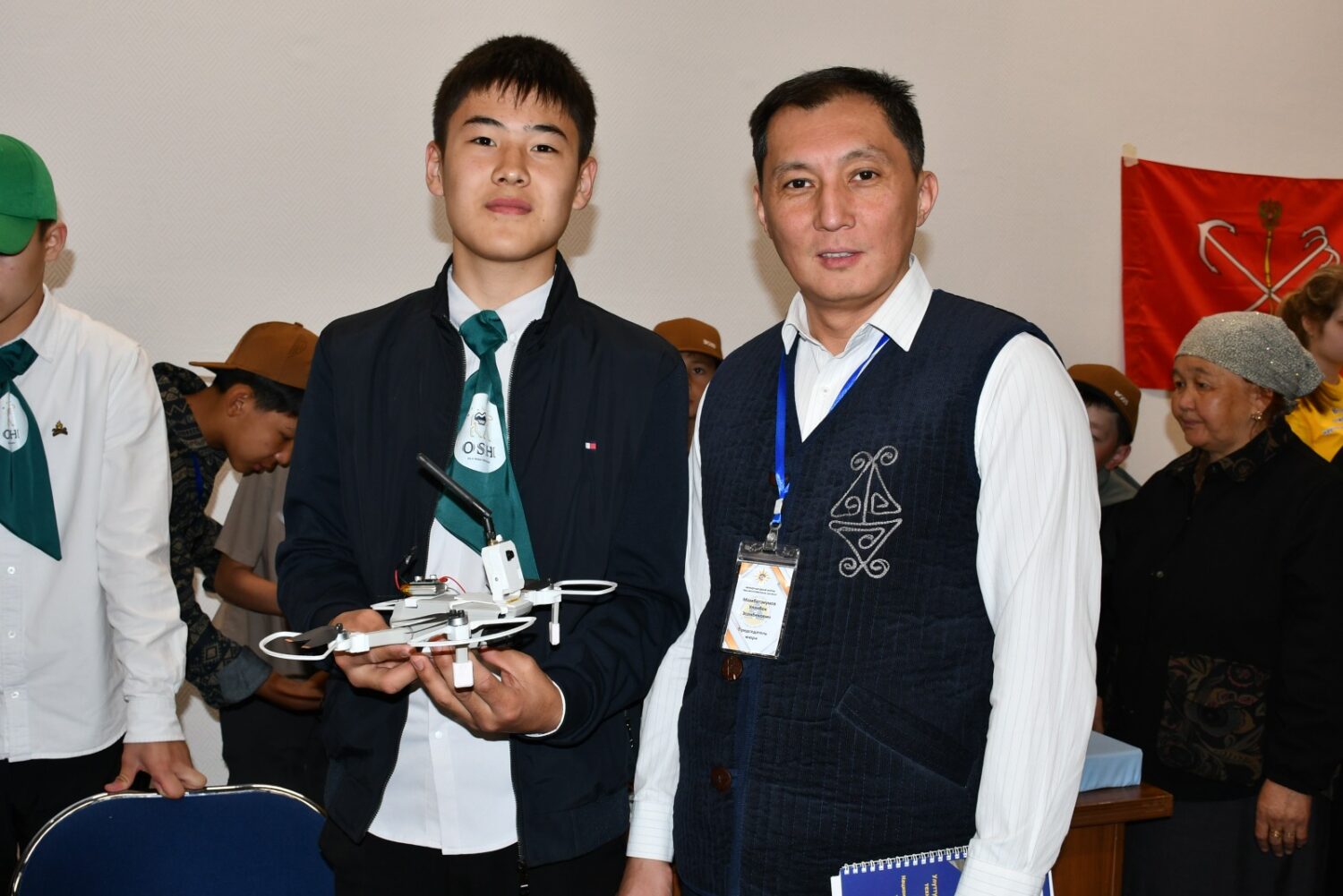 «БИЗ — XXI КЫЛЫМДЫН ИНТЕЛЛЕКТУАЛДАРЫ» ЭЛ АРАЛЫК ФОРУМ