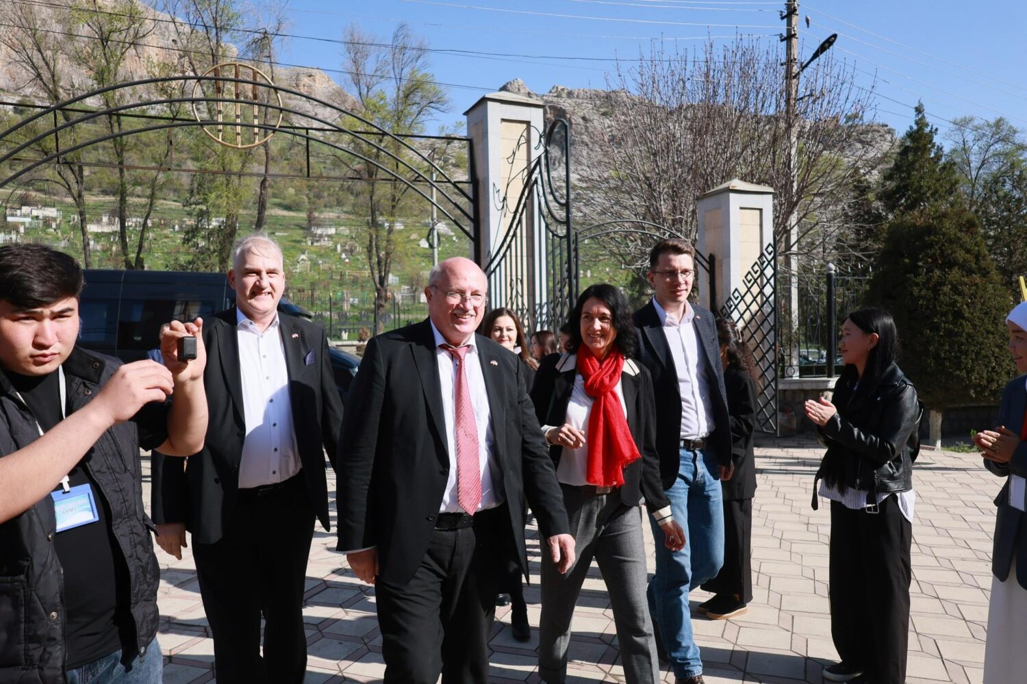 КӨЭУ ГЕРМАНИЯ МЕНЕН КЫЗМАТТАШУУСУН ЧЫҢООДО