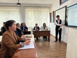 200 илимий баяндама окулду