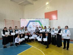 PISA—2025: ИСА ҮКҮЕВ МЕКТЕБИНДЕ ТЕСТИРЛӨӨ УЮШКАНДЫКТА ӨТТҮ