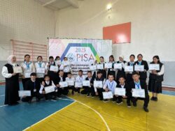 PISA—2025: ИСА ҮКҮЕВ МЕКТЕБИНДЕ ТЕСТИРЛӨӨ УЮШКАНДЫКТА ӨТТҮ