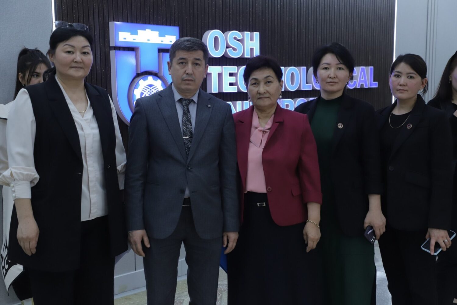 “УҢГУЖОЛУНДАГЫ ЗАМАНБАП ТЕХНОЛОГИЯЛАРДЫН РОЛУ”