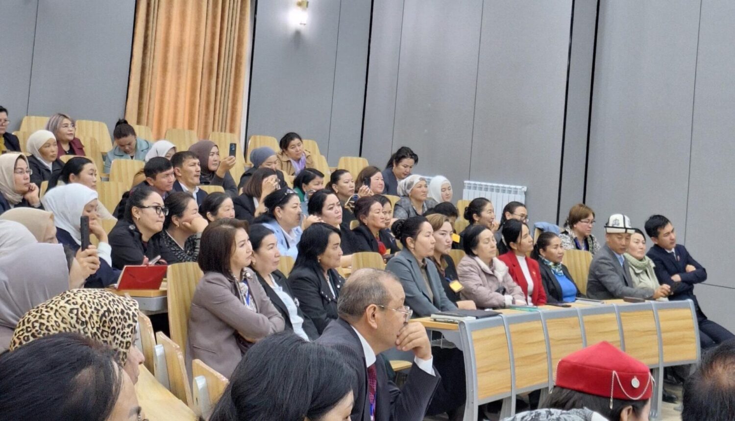 ОШТУНУН ОКУТУУЧУСУ ЭЛ АРАЛЫК ПЕДАГОГИКАЛЫК ОКУУДА