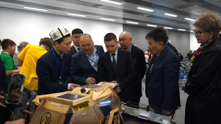 «АЛТЫН ТҮЙҮН»: ӨНҮГҮҮГӨ КАРАЙ ЖОЛ