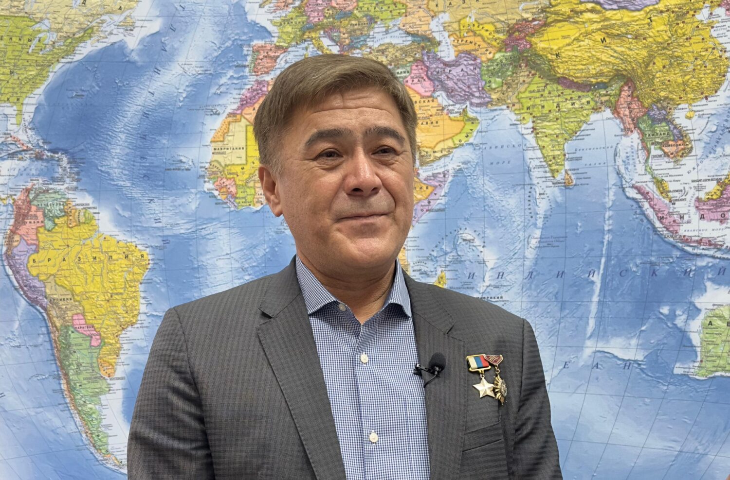 КЫРГЫЗСТАНДЫК САЛИЖАН ШАРИПОВ КОСМОСКО 88-БОЛУП УЧКАН