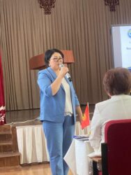 КМУНУН 80 ЖЫЛДЫГЫНА КАРАТА ИЛИМИЙ- ПРАКТИКАЛЫК СИМПОЗИУМ ӨТҮП ЖАТАТ