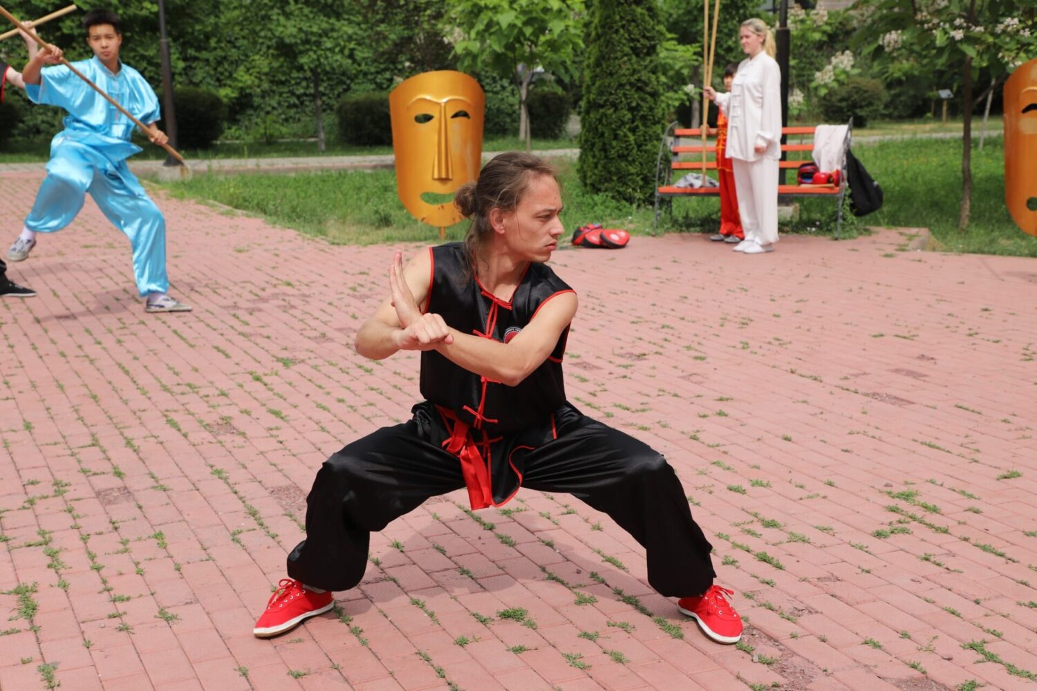 БАЛ ЖУУРАН БАЛАЛЫК