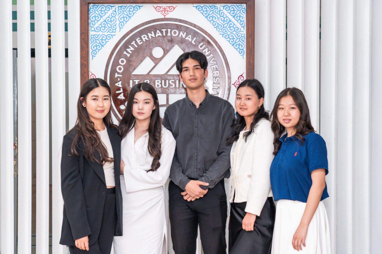 “АЛА-ТОО” ЭЛ АРАЛЫК УНИВЕРСИТЕТИНДЕ АНГЛИС ТИЛИНДЕ ЖОГОРКУ БИЛИМ АЛ!