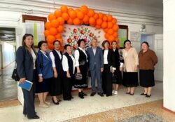 КИТЕП АДАМДЫ, АДАМ ДҮЙНӨНҮ ӨЗГӨРТӨТ