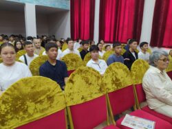 ЖАЛЫНДУУ АКЫНГА АРНАЛДЫ