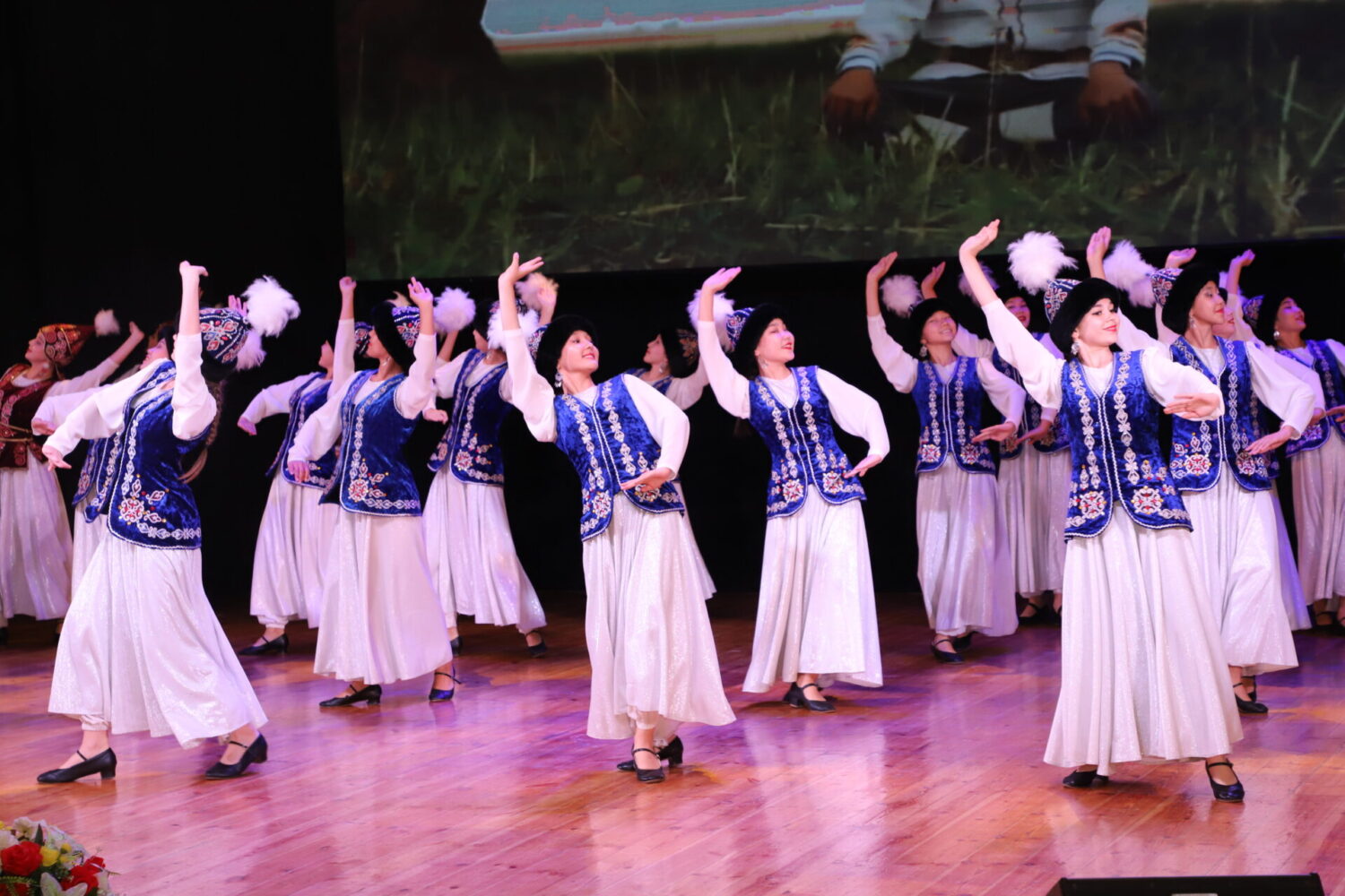 УЛУТТУК БИЛИМ БЕРҮҮ – ӨНҮГҮҮГӨ БОЛГОН КАДАМ