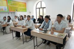 И. АРАБАЕВ АТЫНДАГЫ КМУ менен ЖАРКЫН КЕЛЕЧЕККЕ КАРАЙ ЖОЛ!