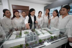 И. АРАБАЕВ АТЫНДАГЫ КМУ менен ЖАРКЫН КЕЛЕЧЕККЕ КАРАЙ ЖОЛ!