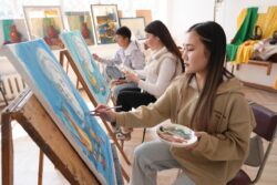 И. АРАБАЕВ АТЫНДАГЫ КМУ менен ЖАРКЫН КЕЛЕЧЕККЕ КАРАЙ ЖОЛ!