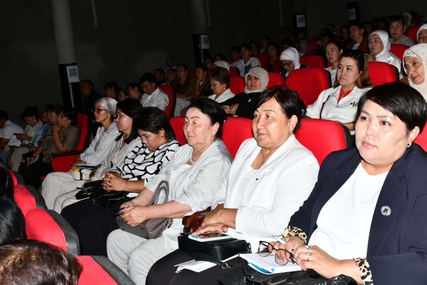 ПЕДАГОГДОР ФОРУМУ МАКСАТЫНА ЖЕТТИ