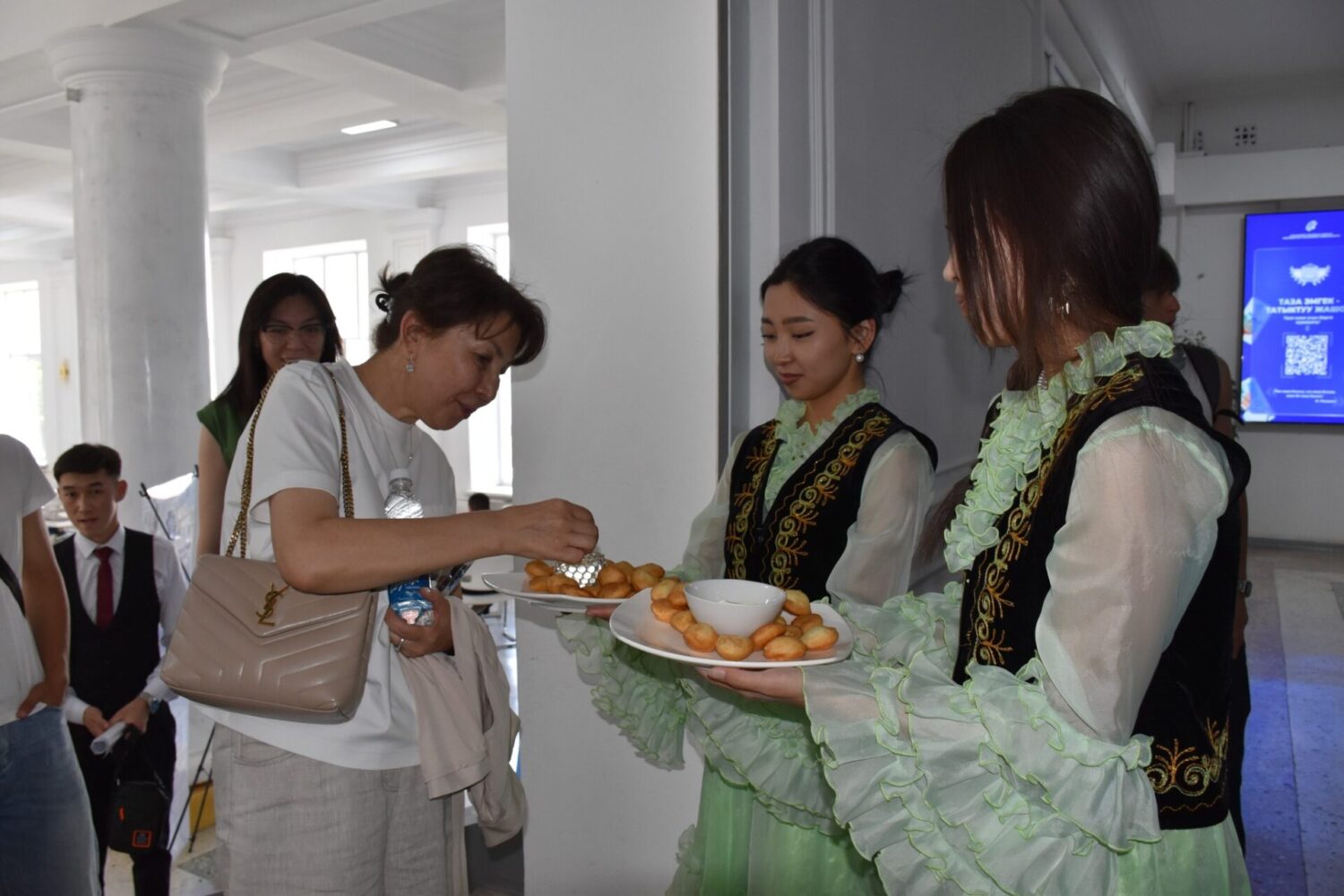 Бишкекте PECA долбоору жыйынтыкталды