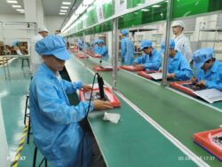 Мугалимдер үчүн ноутбуктар ийгиликтүү апробацияланды